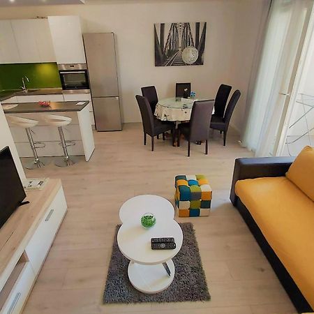 Apartment Punta Omiš Kültér fotó