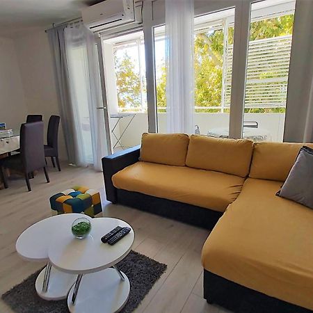 Apartment Punta Omiš Kültér fotó